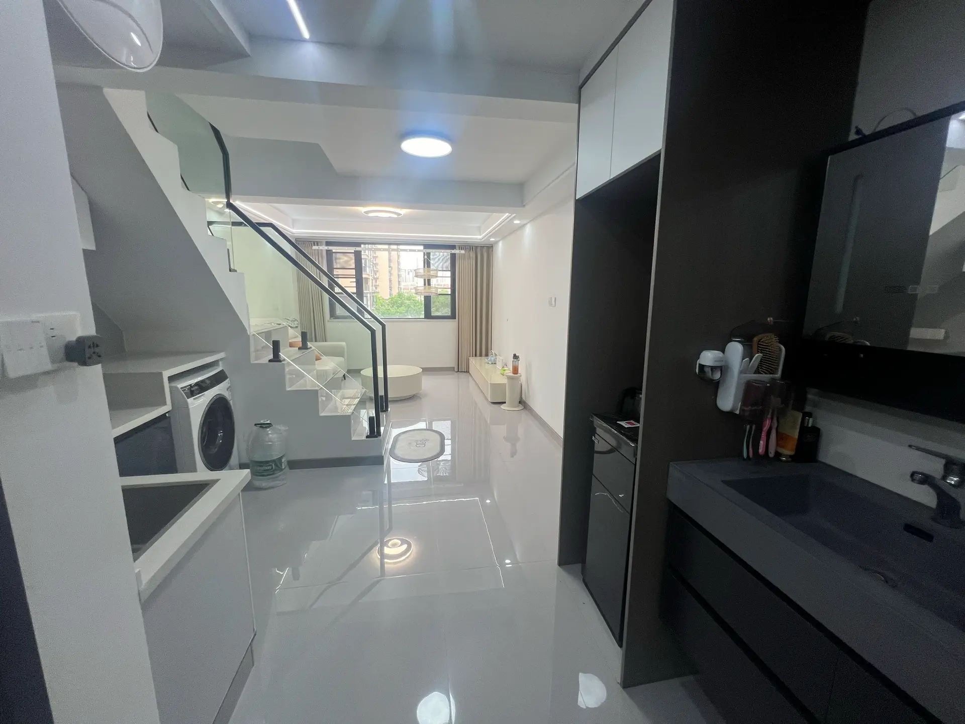 城南，吾悦广场旁，碧桂园公寓，精装两房，一口价29万