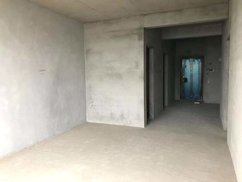 时代天骄城西时代天骄毛坯南北通透中间楼层看房方便诚意出售