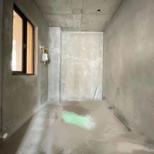 389，急售，捡漏，城南荣怀，比补贴完1000都划算些，电梯小高层，证件满二