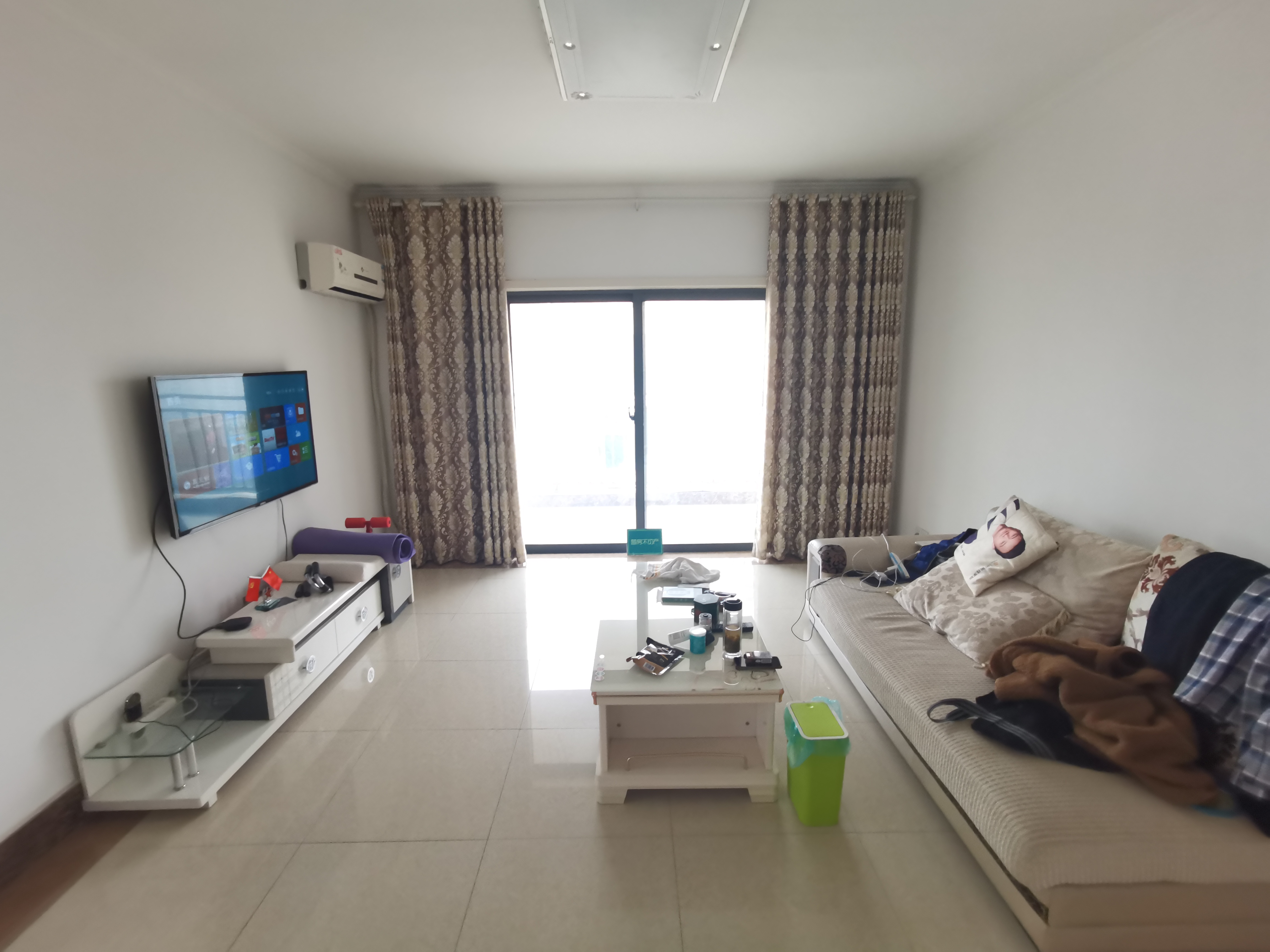 上林仙苑装修大三房  双阳台 视野好  门打开人都要吹走了