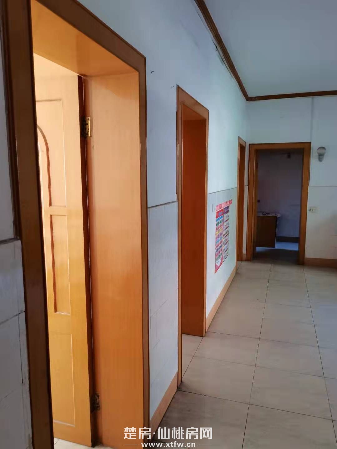 商城北门步梯好楼层、实验小学旁、出门就是好邻居、商城大厦