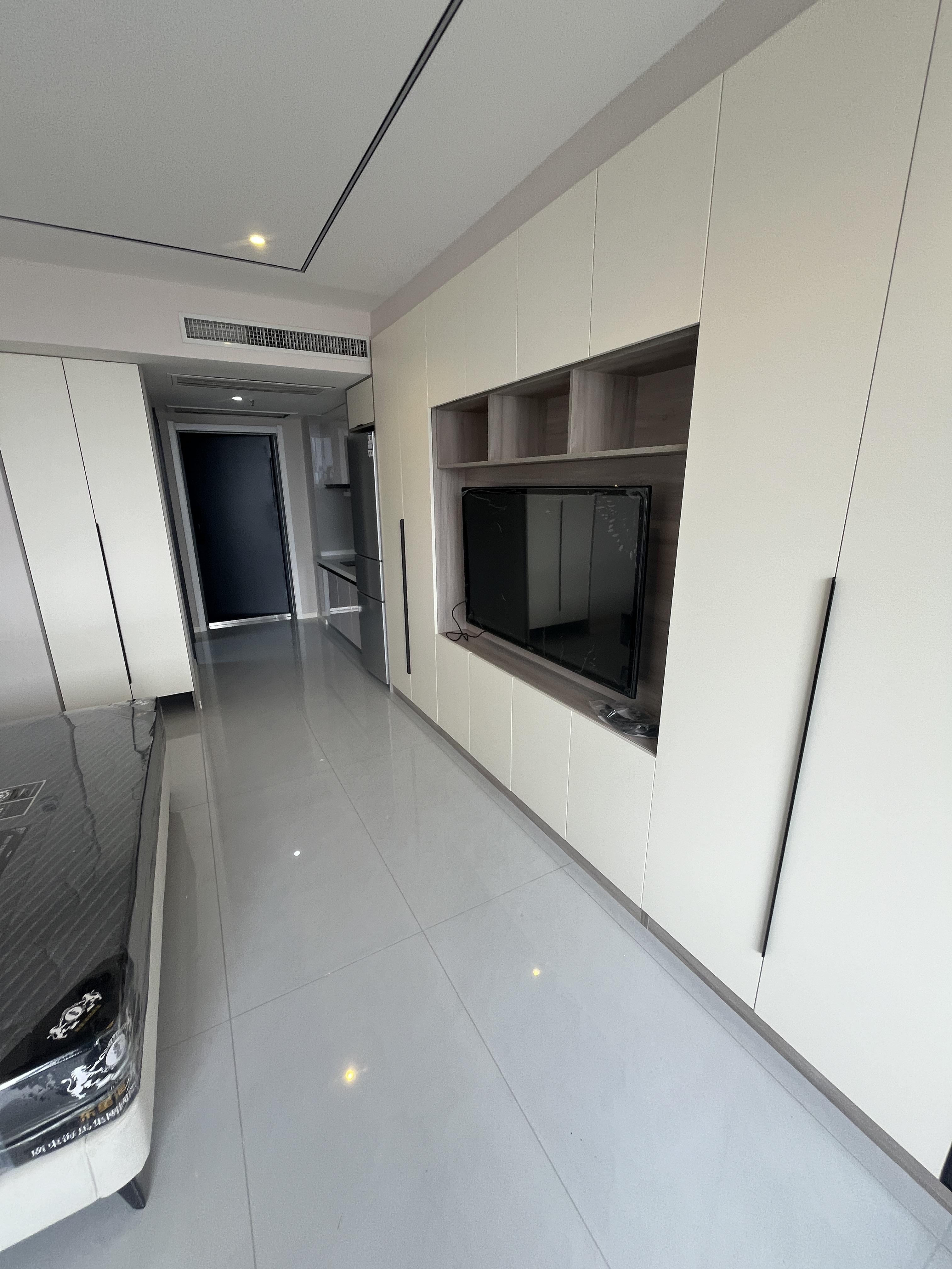 降价了，天下城市星座，9.9新装修，单价4500，看中可谈