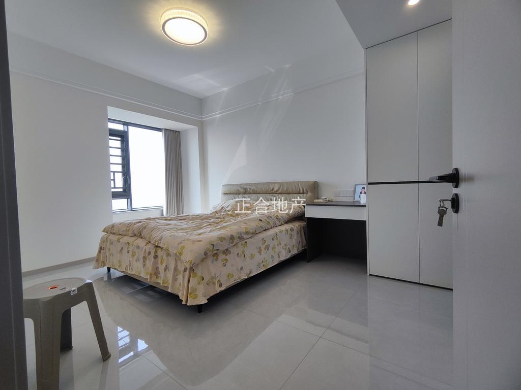 捡漏，亏本出售，南国明珠，精装大四房，单价6000，全新装修，满二​