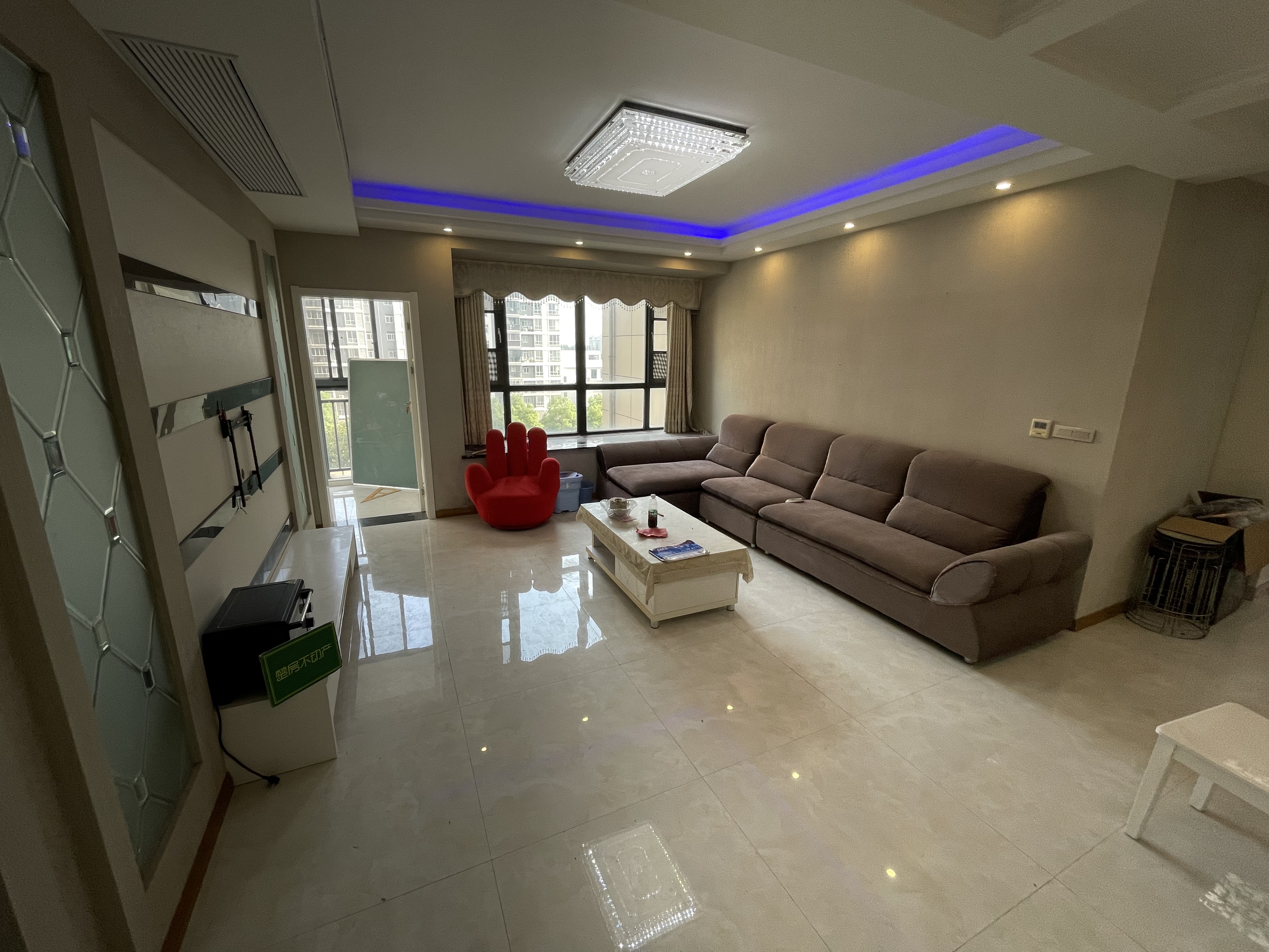 元泰未来城元泰未来城带装修好楼层大阳台赠送面积多新三中城南 位置