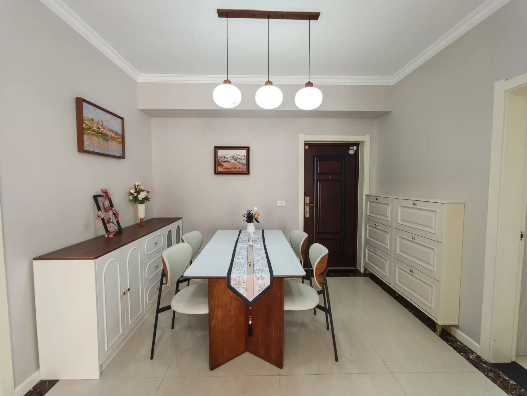 捡漏。满庭春，精装三房，供暖房，小高层，好楼层，证满二