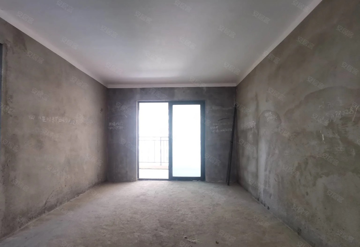 新二中旁，翡冷翠边户，南北双阳台，人车分流，证满二