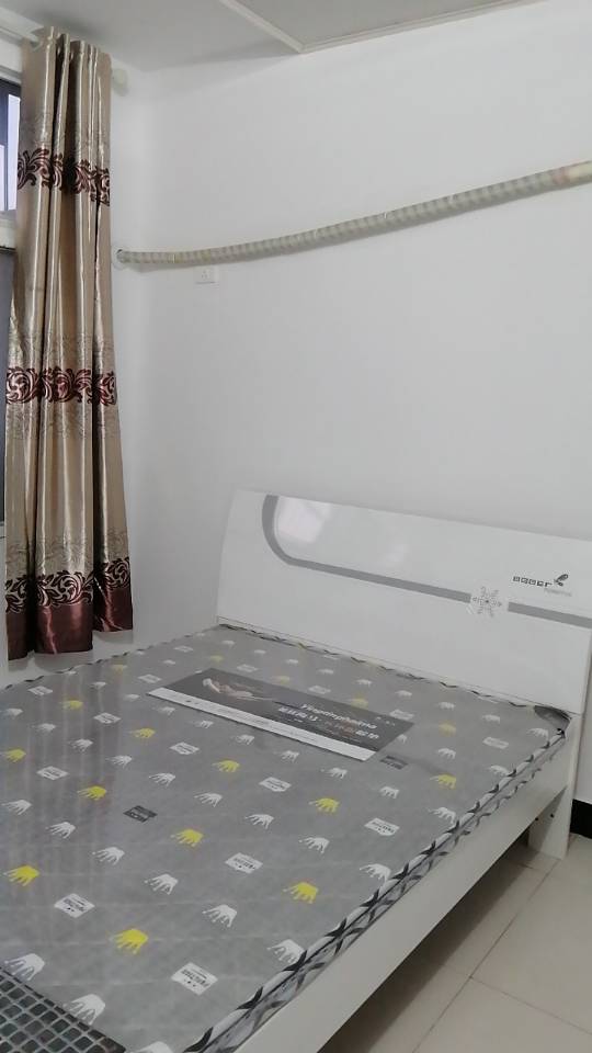 一中旁漫城林语对面