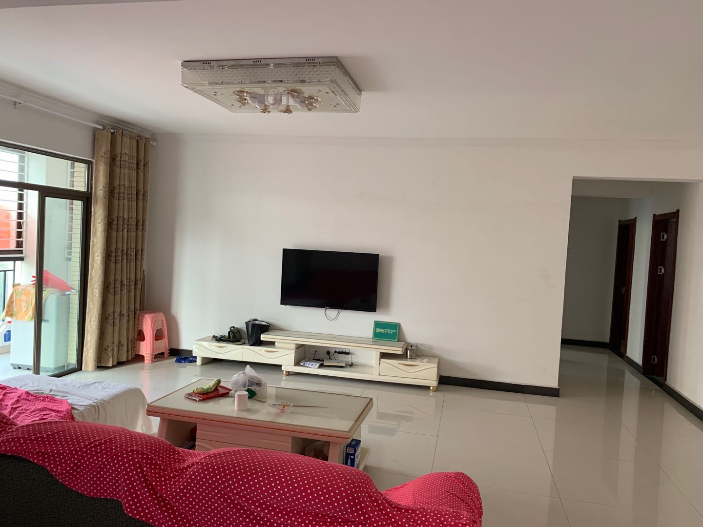 城南金诚花园电梯小高层精装拎包入住在家里住的时间就过过年看房方便