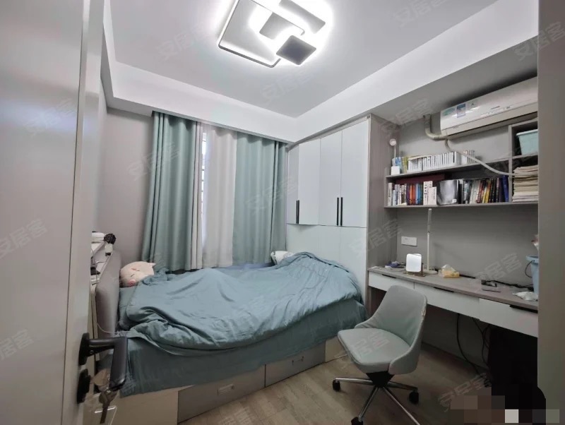 城南，元泰未来城，精装大三房，中央空调+地暖，证满二，中间楼层