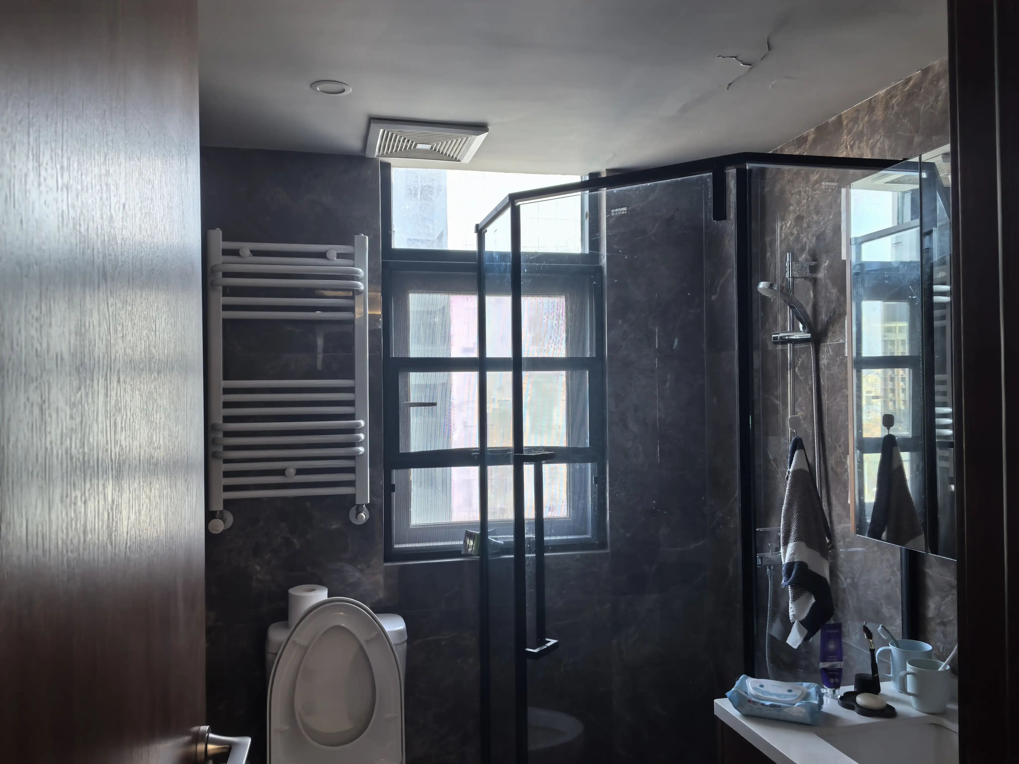 捡漏，武商旁，富融大厦，精装三房，诚心出售，好楼层