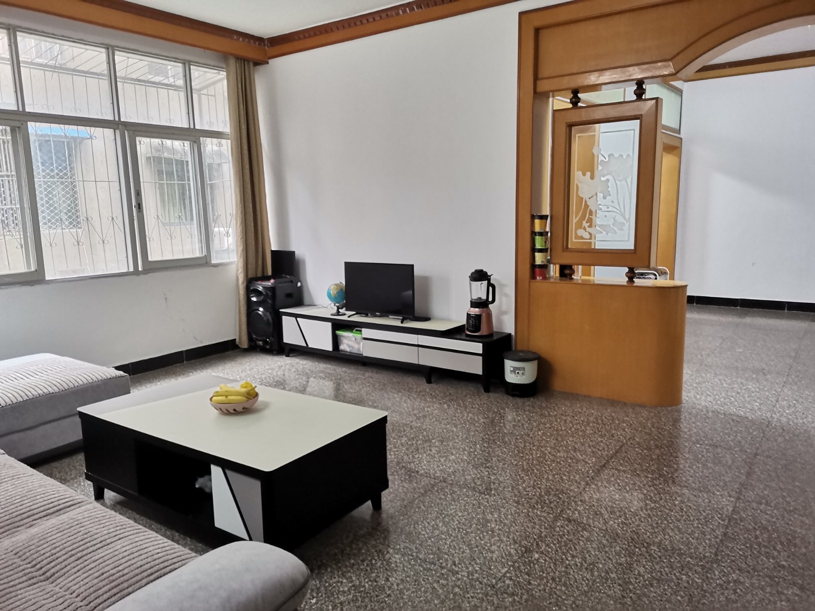 大新路 旁边三房保养好拎包入住