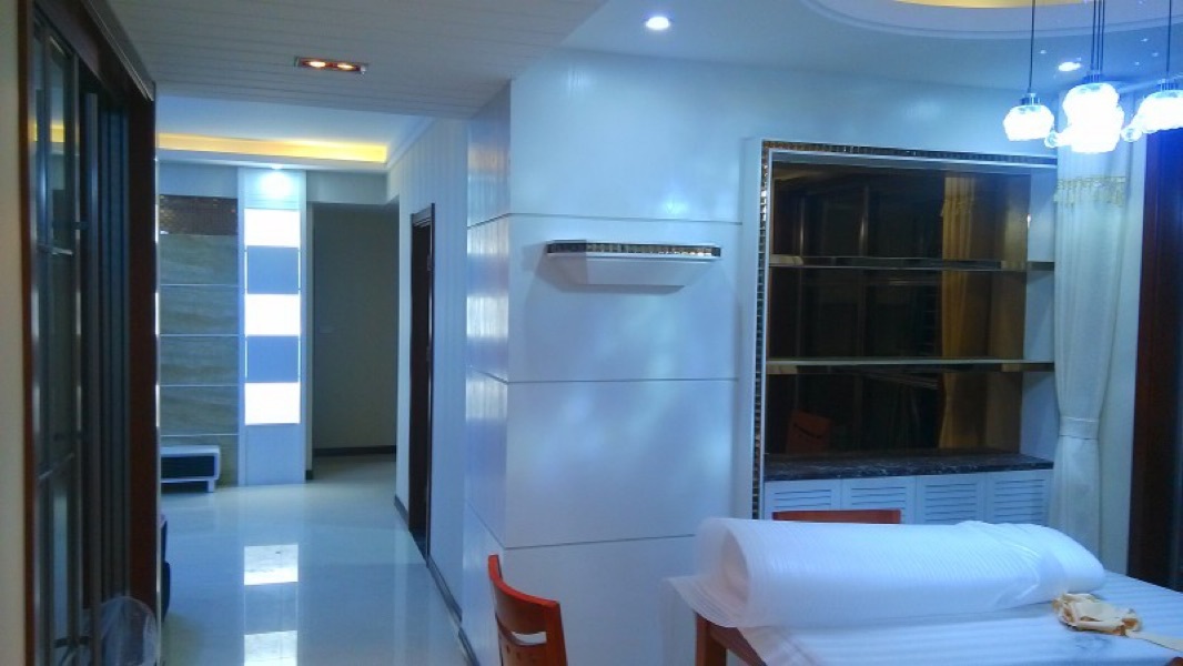 翰林公馆3室2厅2卫130平精装修家具家电齐全优价出租！