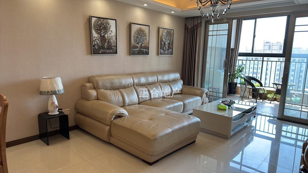 降价了，捡漏，业主急卖，和合国际城，精装三室二厅二卫，边户，证满二，成色新，单价4700