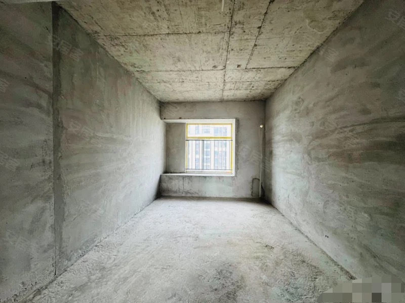 捡漏，城南，蓝天新城，单价4800，电梯好楼层，诚心出售