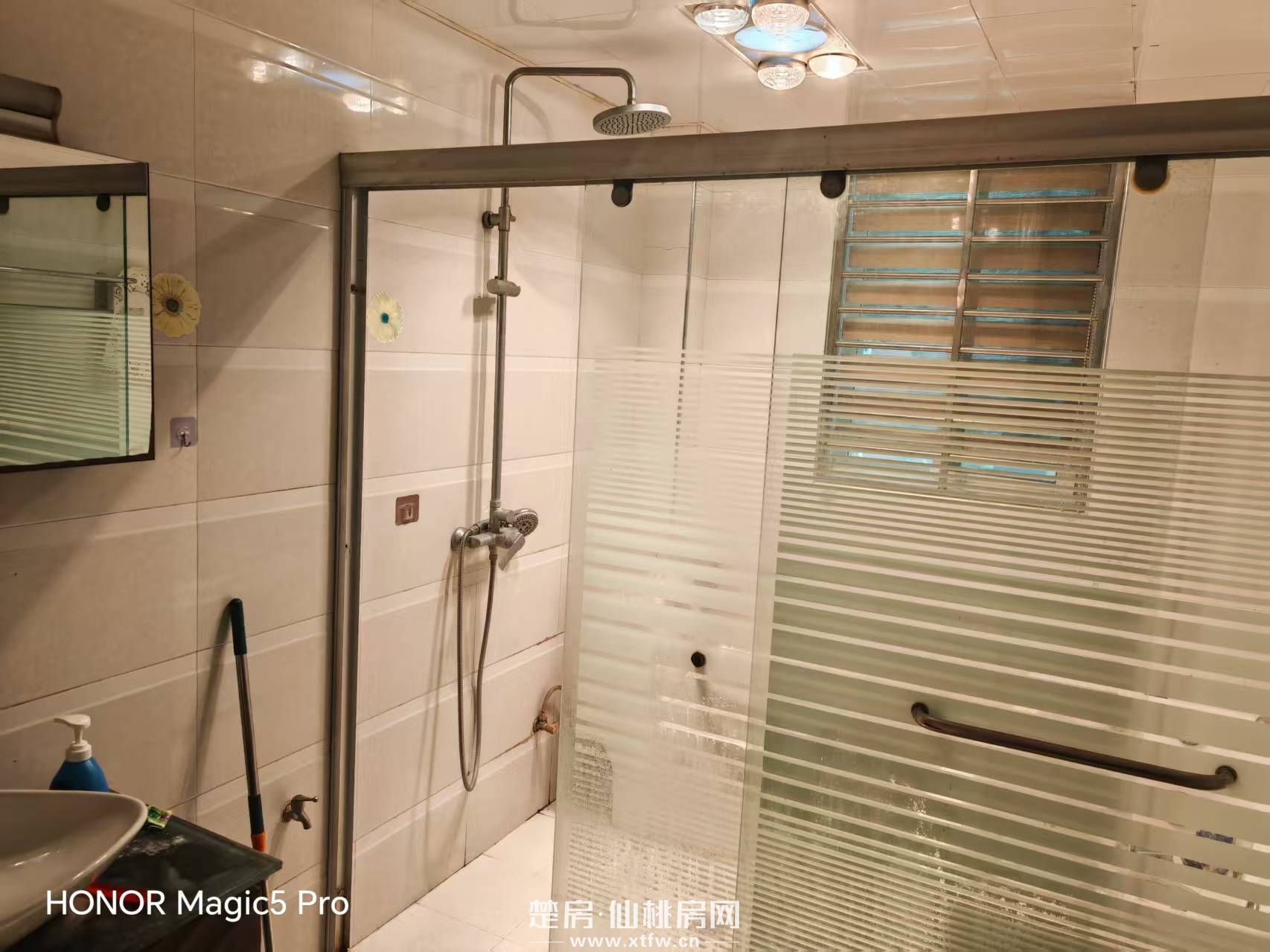 仙桃一中花园优质住房重新简装家电齐全