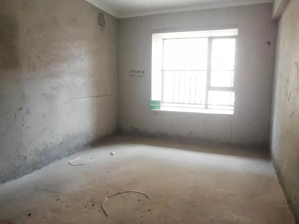 森林国际翡冷翠中间楼层可以贷款15年 不用愁看房方便