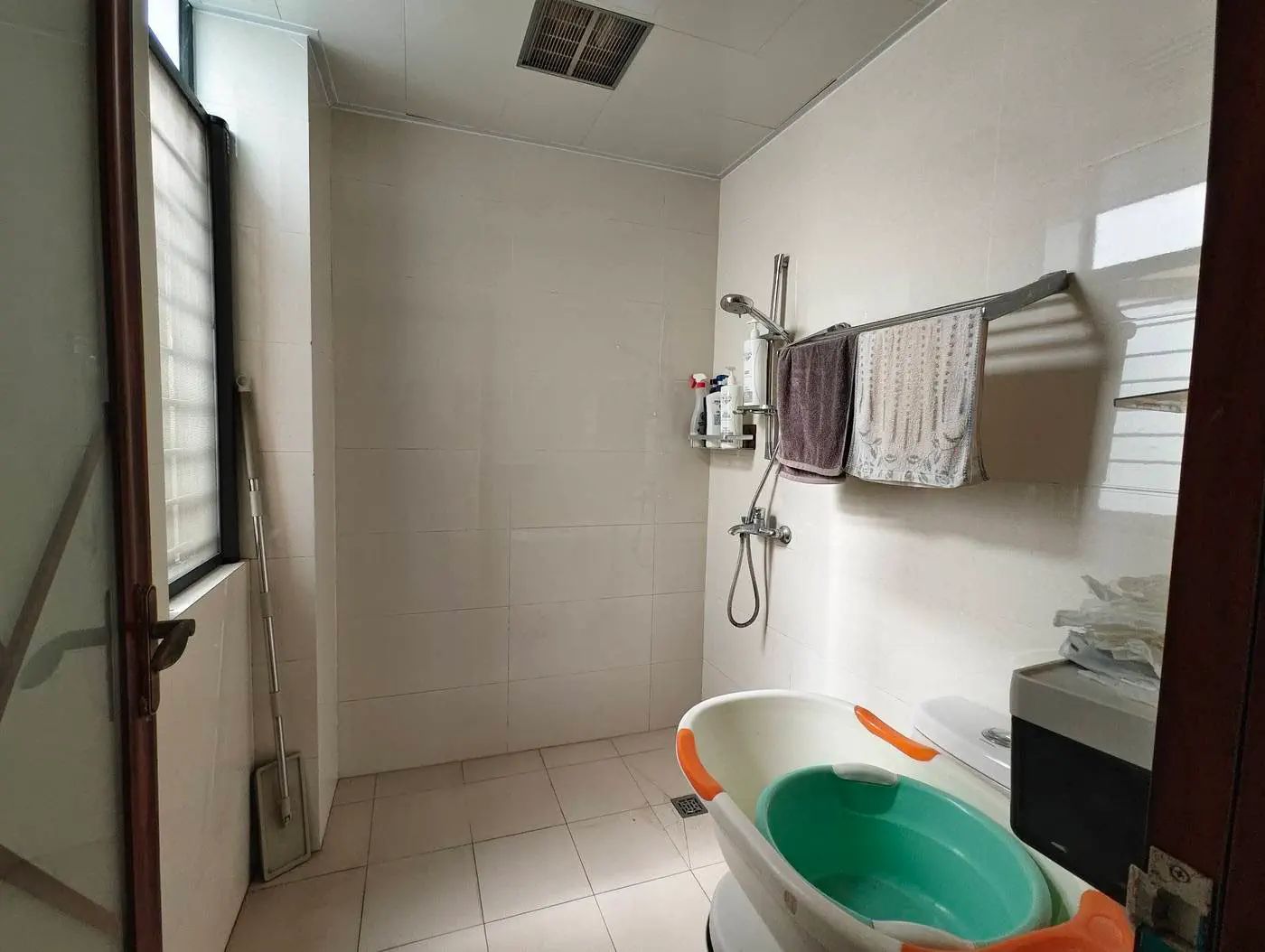 捡漏，元泰A区，精装4房，新三中，电梯2楼，证满二