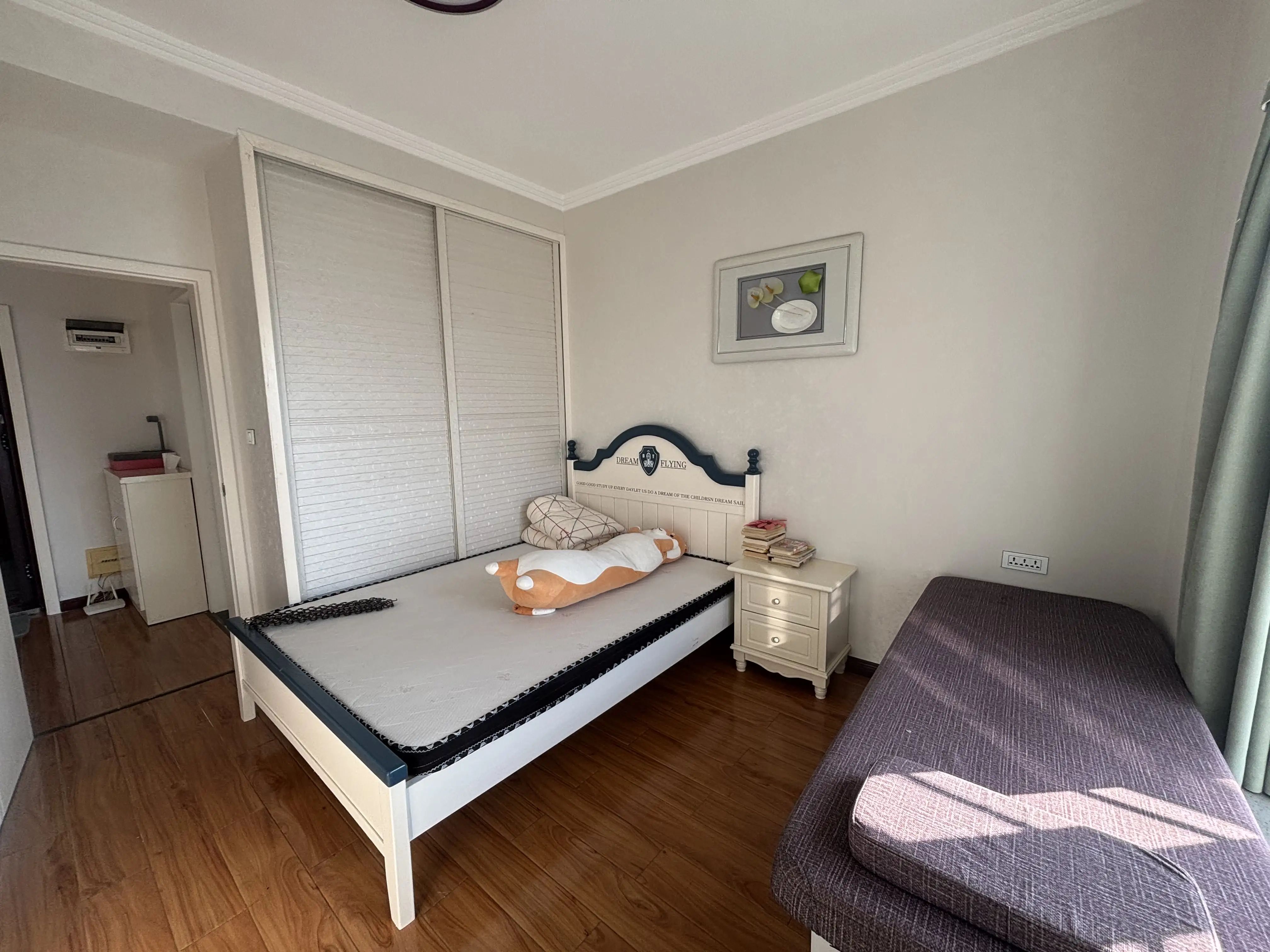 城西，三丰鼎城，精装大两房，电梯小高层，好楼层15楼，证满二