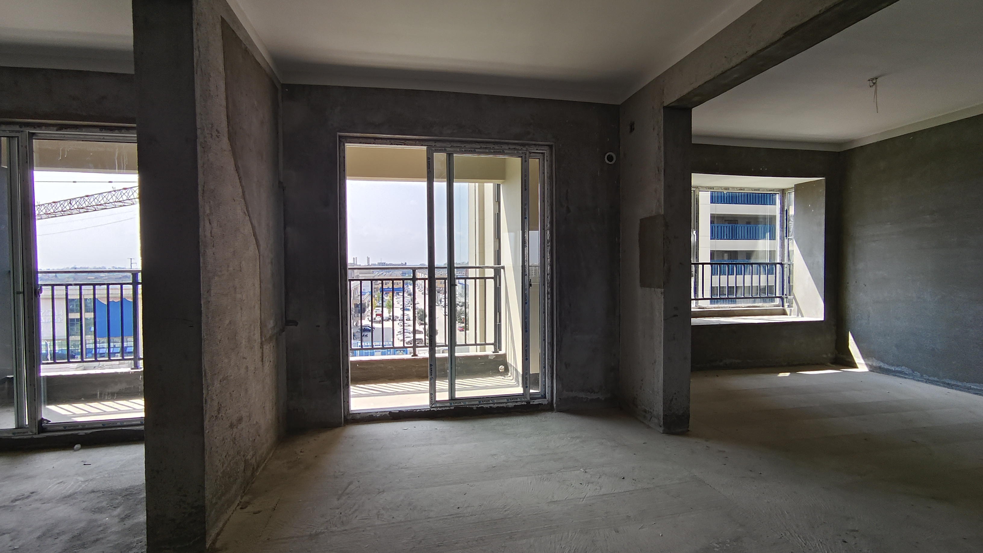 金科御府.毛坯三房边户.业主包增值税.看房有密码