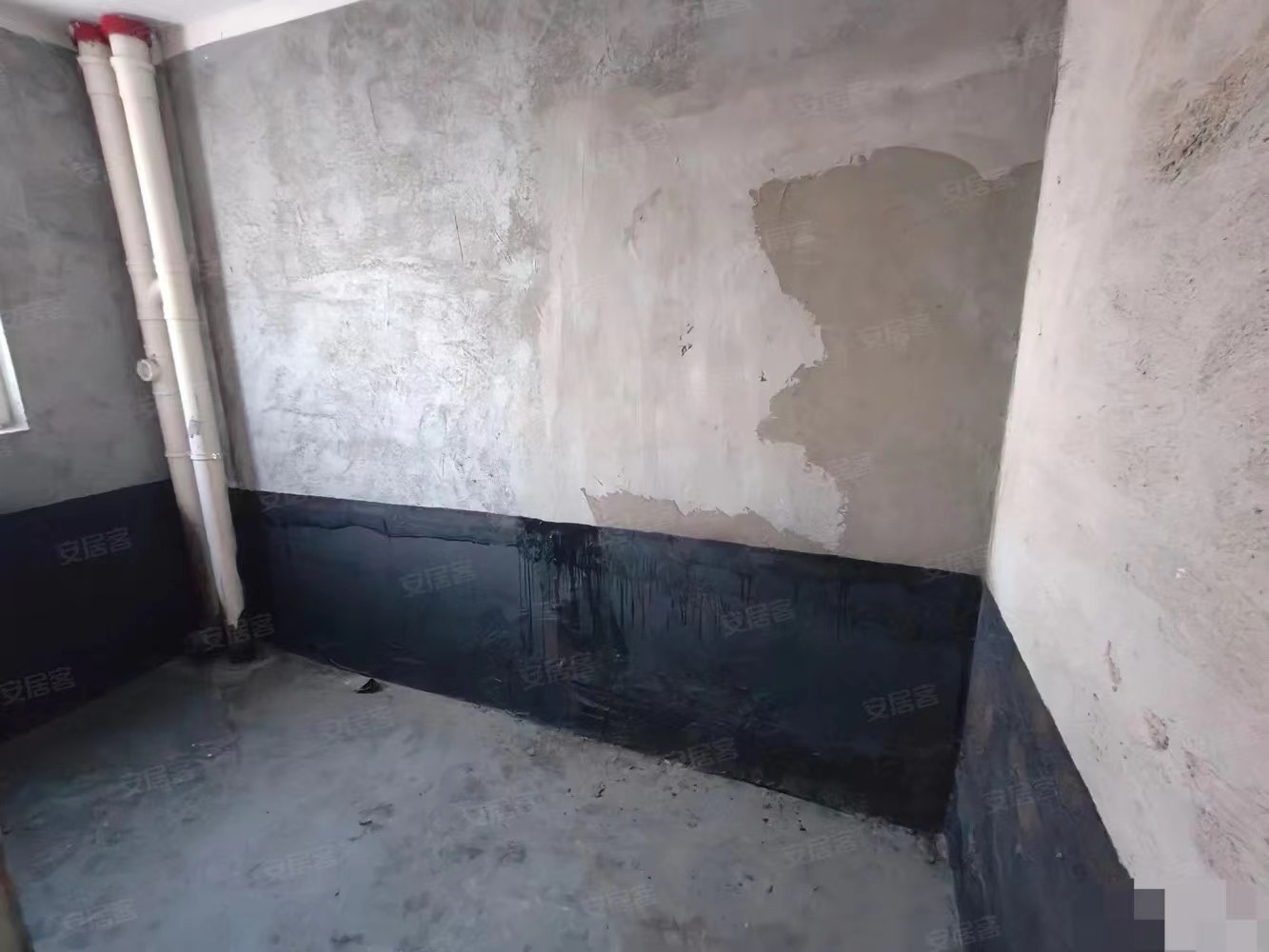 43，新二中对面，森林国际，仙湖公园沔阳公园旁，单价5500，满二，中间楼层