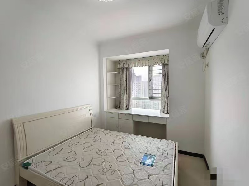 360，仙桃一中旁，和合4期，精装两房，电梯好楼层，拎包入住，成色新，证满二