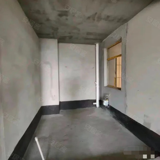 捡漏，城南，沔阳清华园，单价5500，毛坯3房2卫，满二，采光视野好，