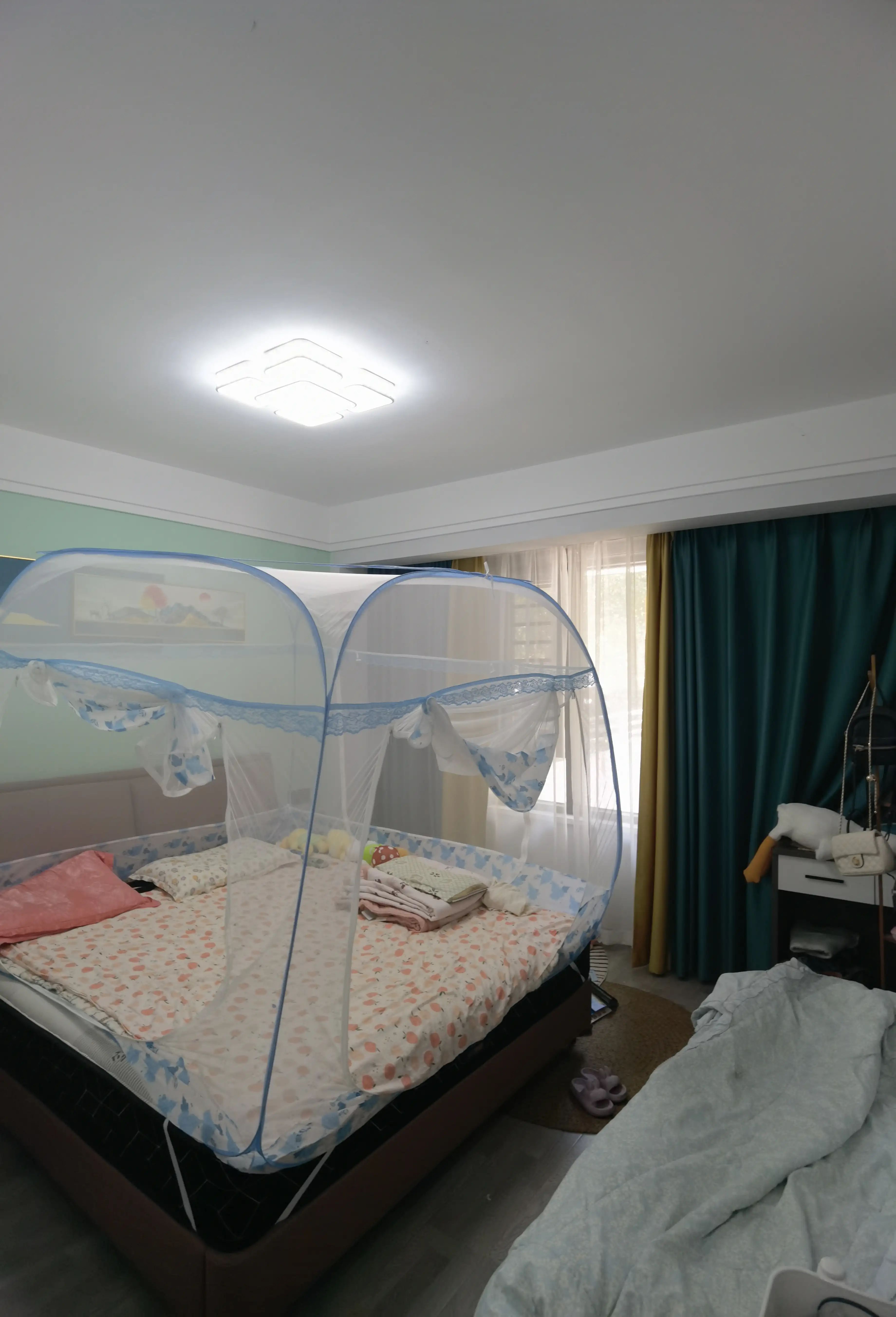 捡漏，城南，吾悦广场旁，带超大院子，买楼上送楼下，精装四房，单价5900