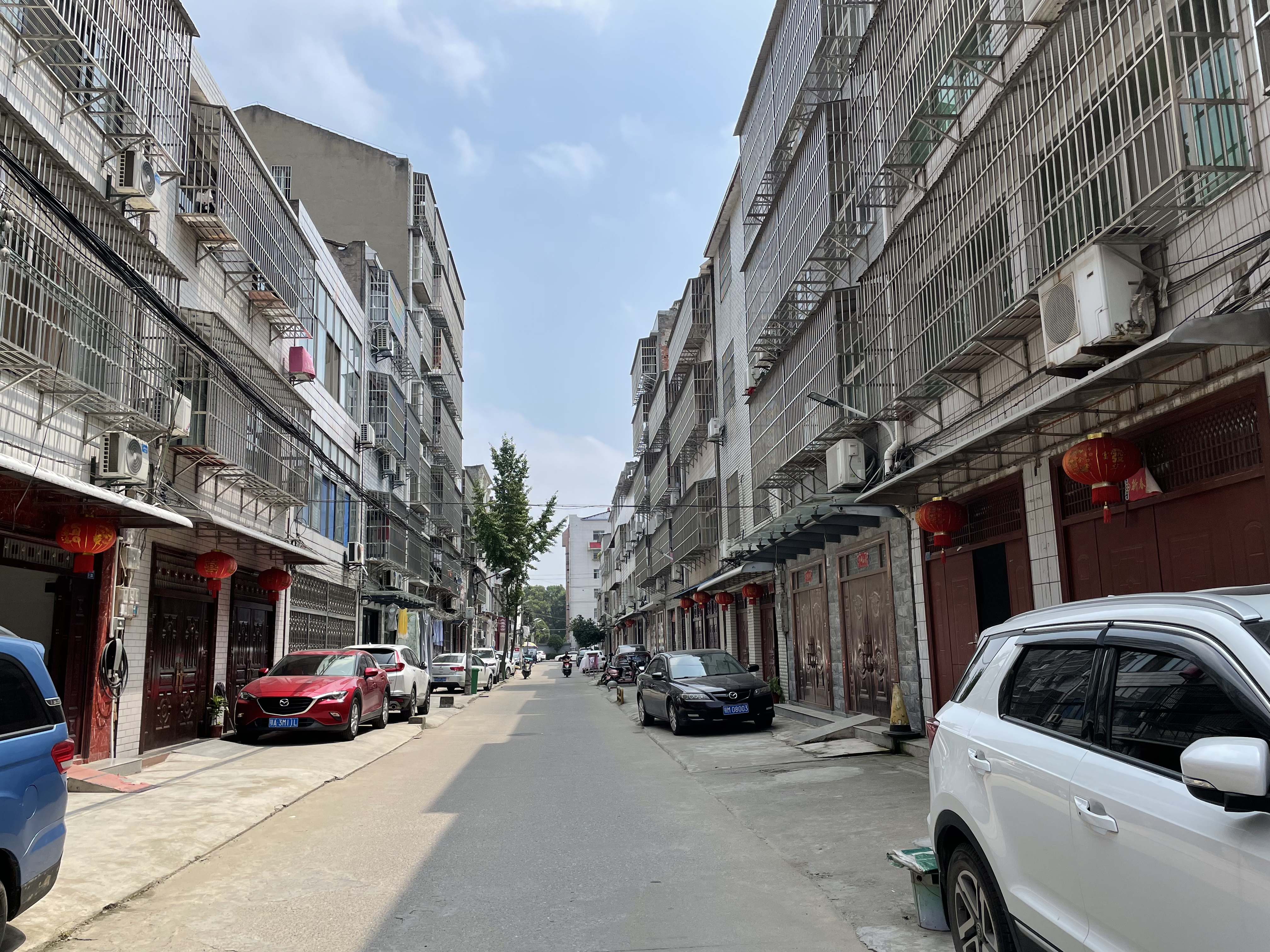 中百对面.大洪社区私房.不动产证在手.好养老好陪读好停车