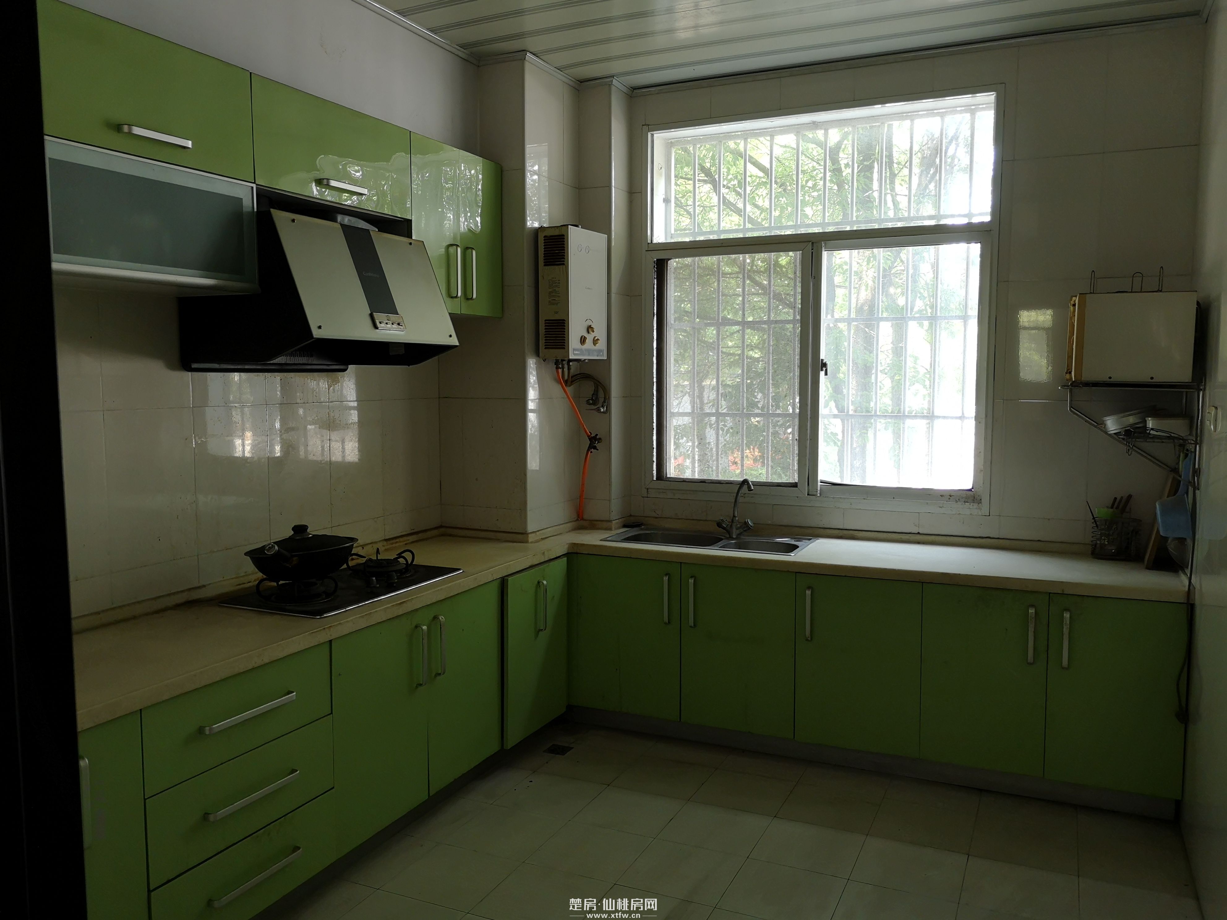 仙桃大道中段12号