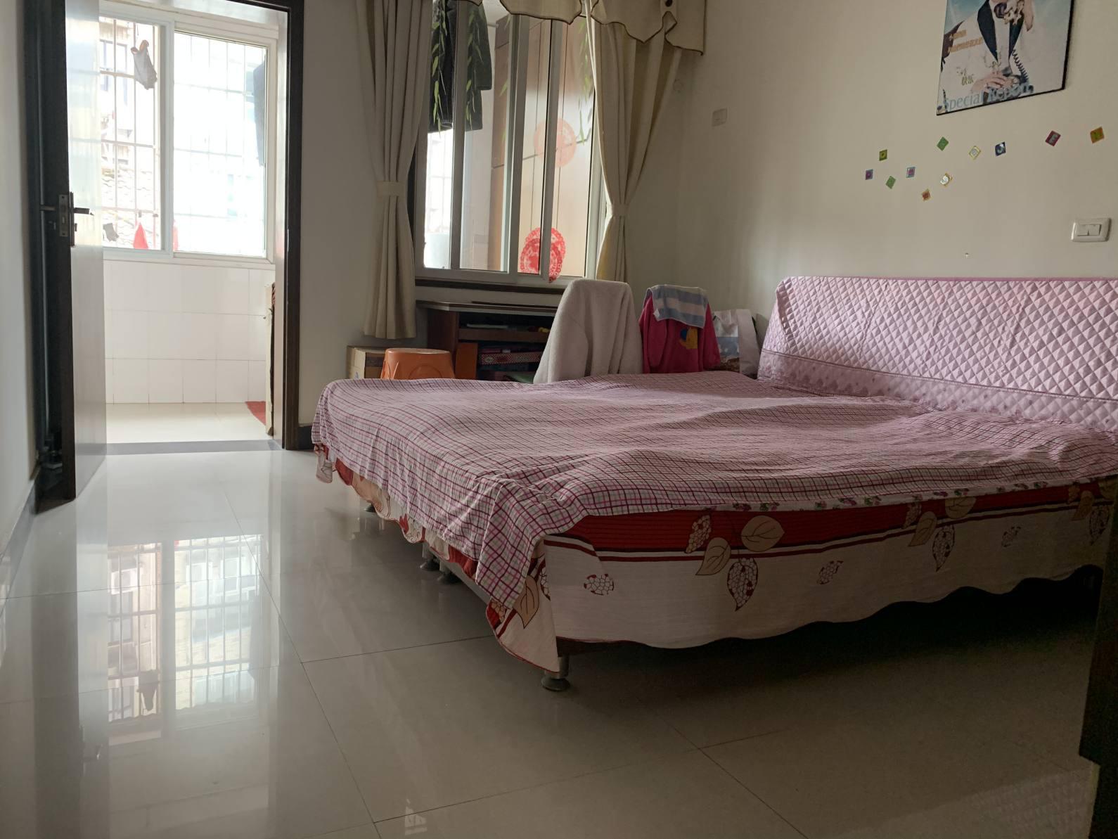 老三中附近粮仪小区证未下大户型急售