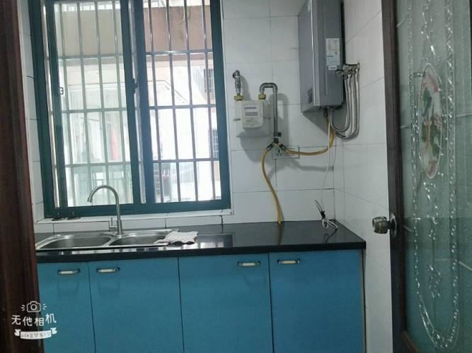 城市星座实验二小旁，户型好证满2精装房单价便宜看房方便