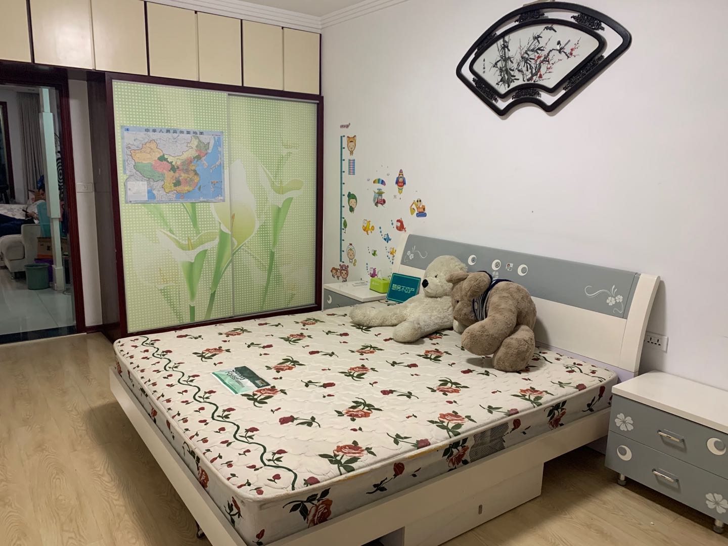 宏大小区，周边配套设施齐全，仙桃 ，沔中，都在附近