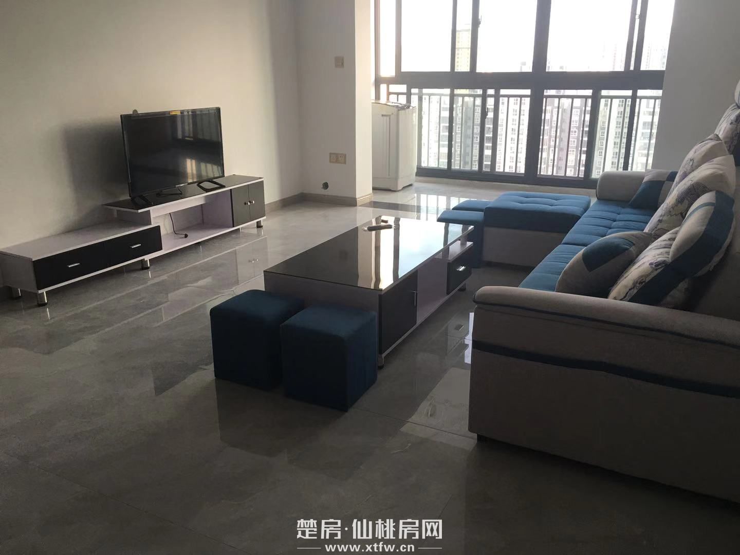  大道红星美凯龙两房简装家电家具齐全