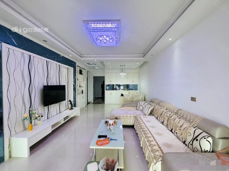 捡漏，亏本出售， 翰林公馆 ，精装三房两卫， 成色新  ，好楼层 ，拎包入住，证满二