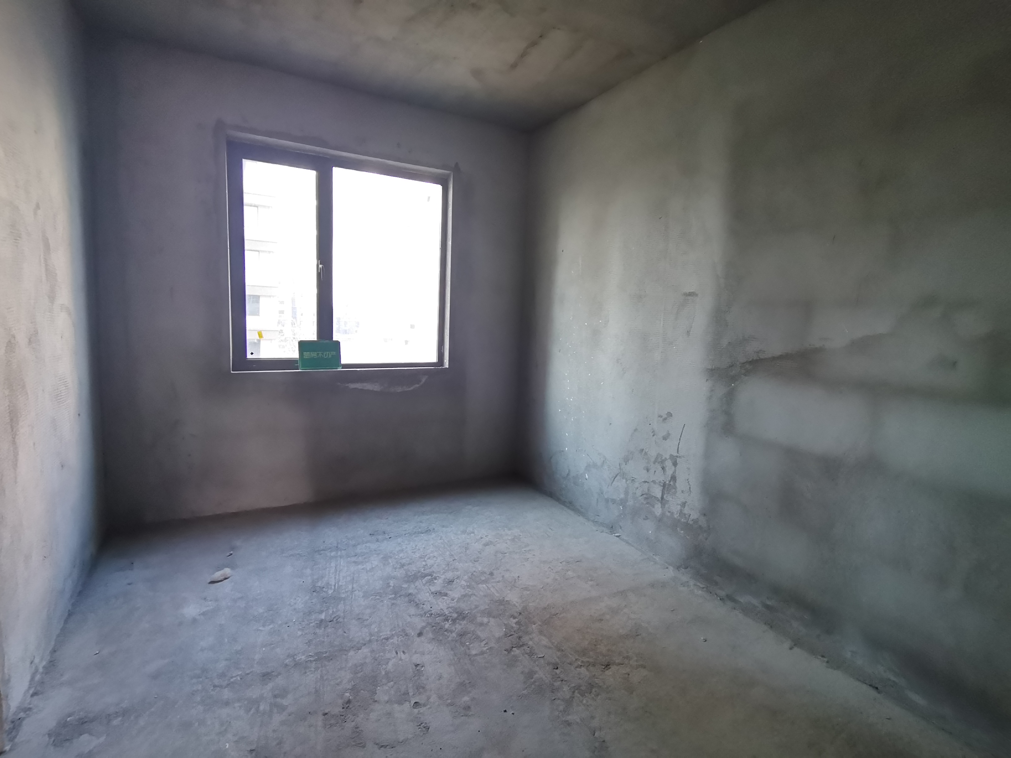 荣怀极地世家毛坯大三房电梯小高层房东诚意出售