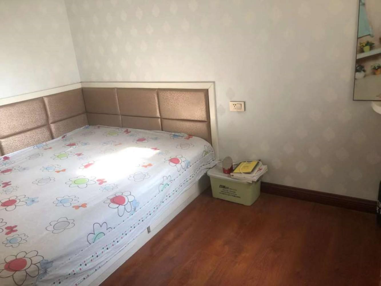 御台公馆98平精装修，看房提前预约