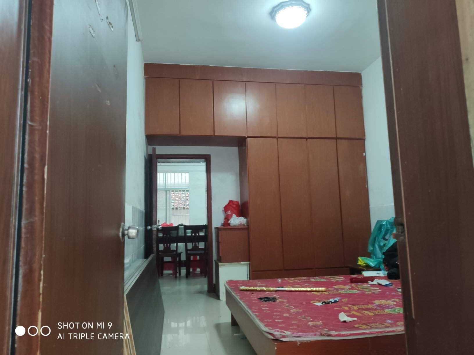 城东加油站工艺苑地理位置非常优越，房东急售。