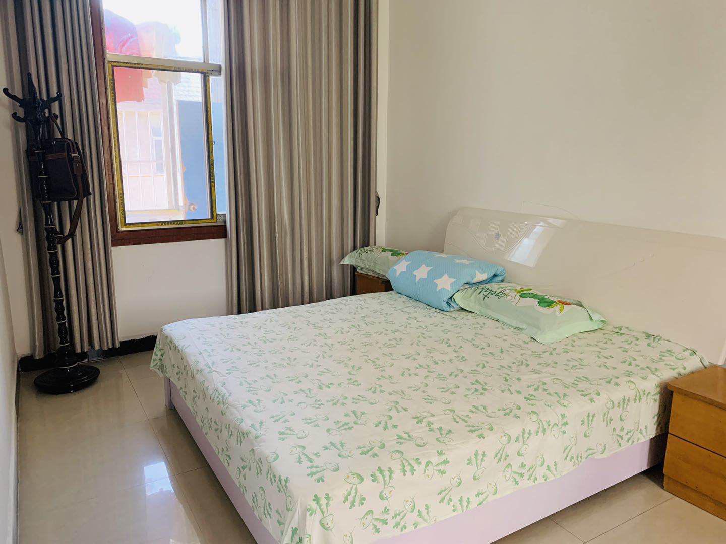 油炸湾油厂路装修两房步梯好楼层，不动产证在手