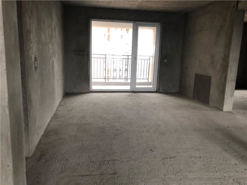 仙桃 旁满庭春大三房送入户花园毛坯 看房