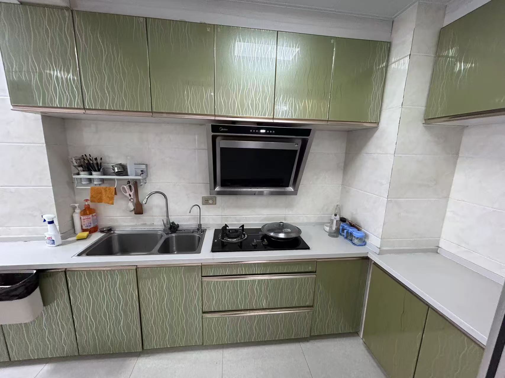 降价了，捡漏，福星城，精装三房两卫，中高层，成色新，大阳台，证满二