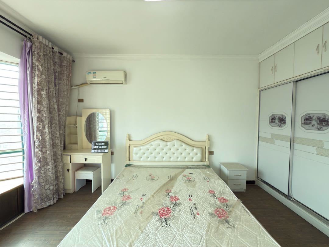 诚心出售，城南，青青家园，步梯四楼，精装两房，