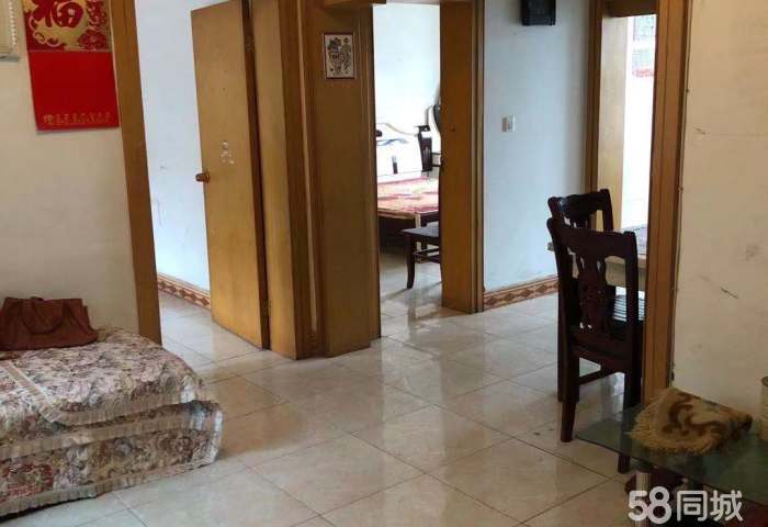 实验小学正对面 五星小区 两房 24万 正满5