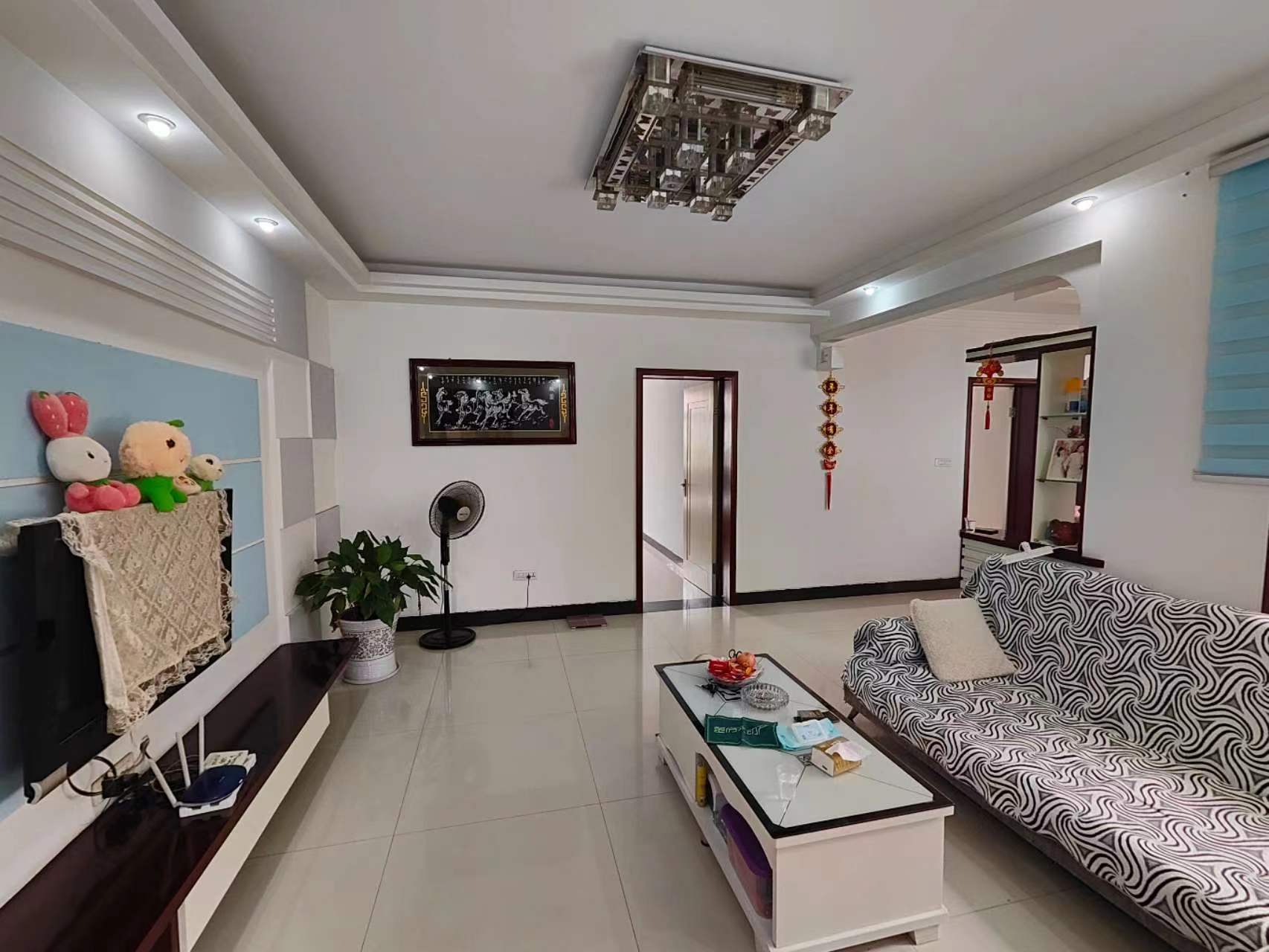 武商附近好房子，长虹花园 精装大三房业主诚意出售，家电齐全拎包入住