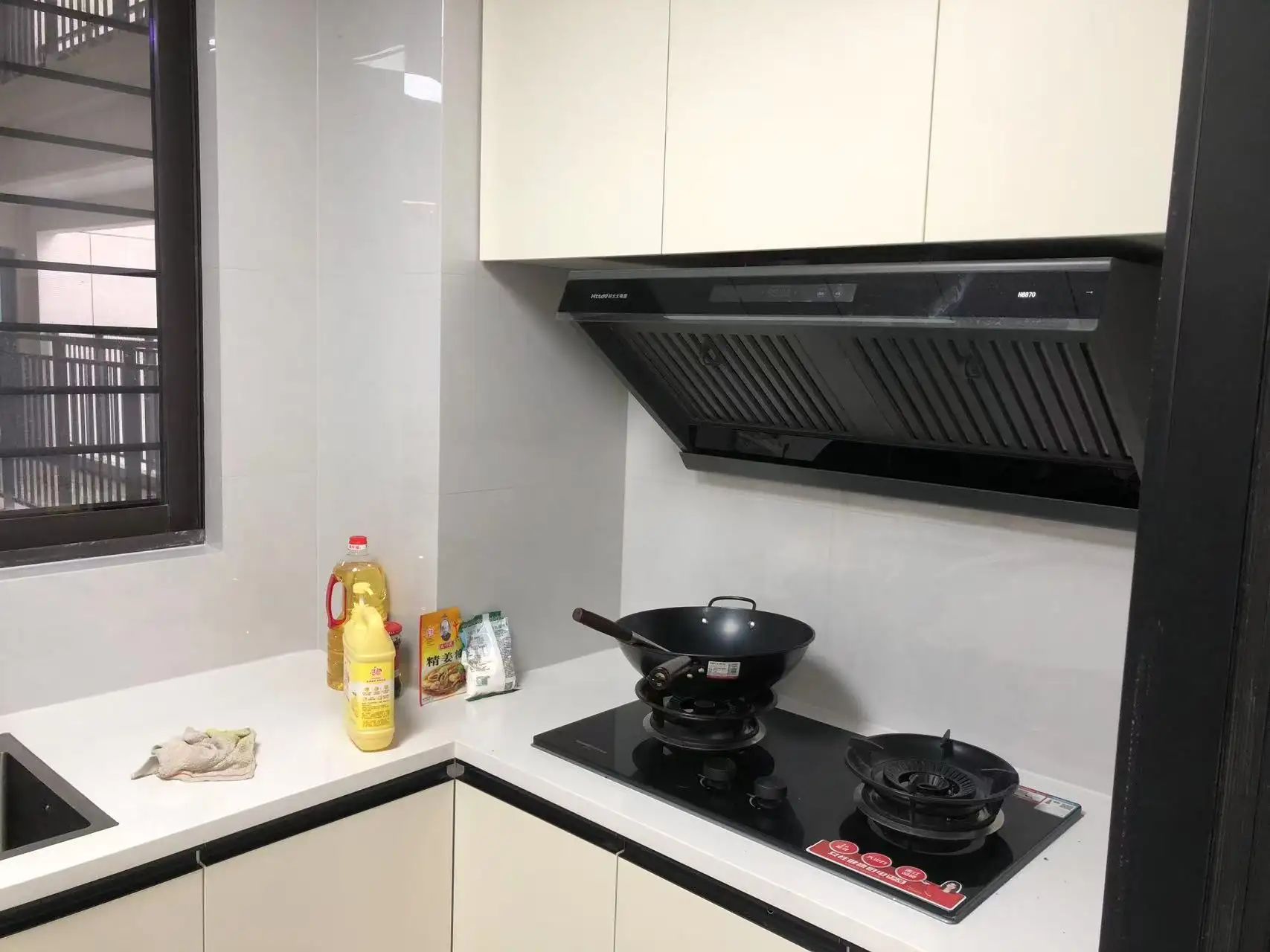 城南，吾悦广场，精装三房，电梯中层，业主自装，基本没住