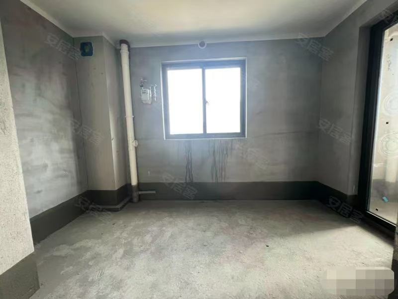 捡漏，城南，吾悦广场，边户，4楼，3房2卫现房，单价5700