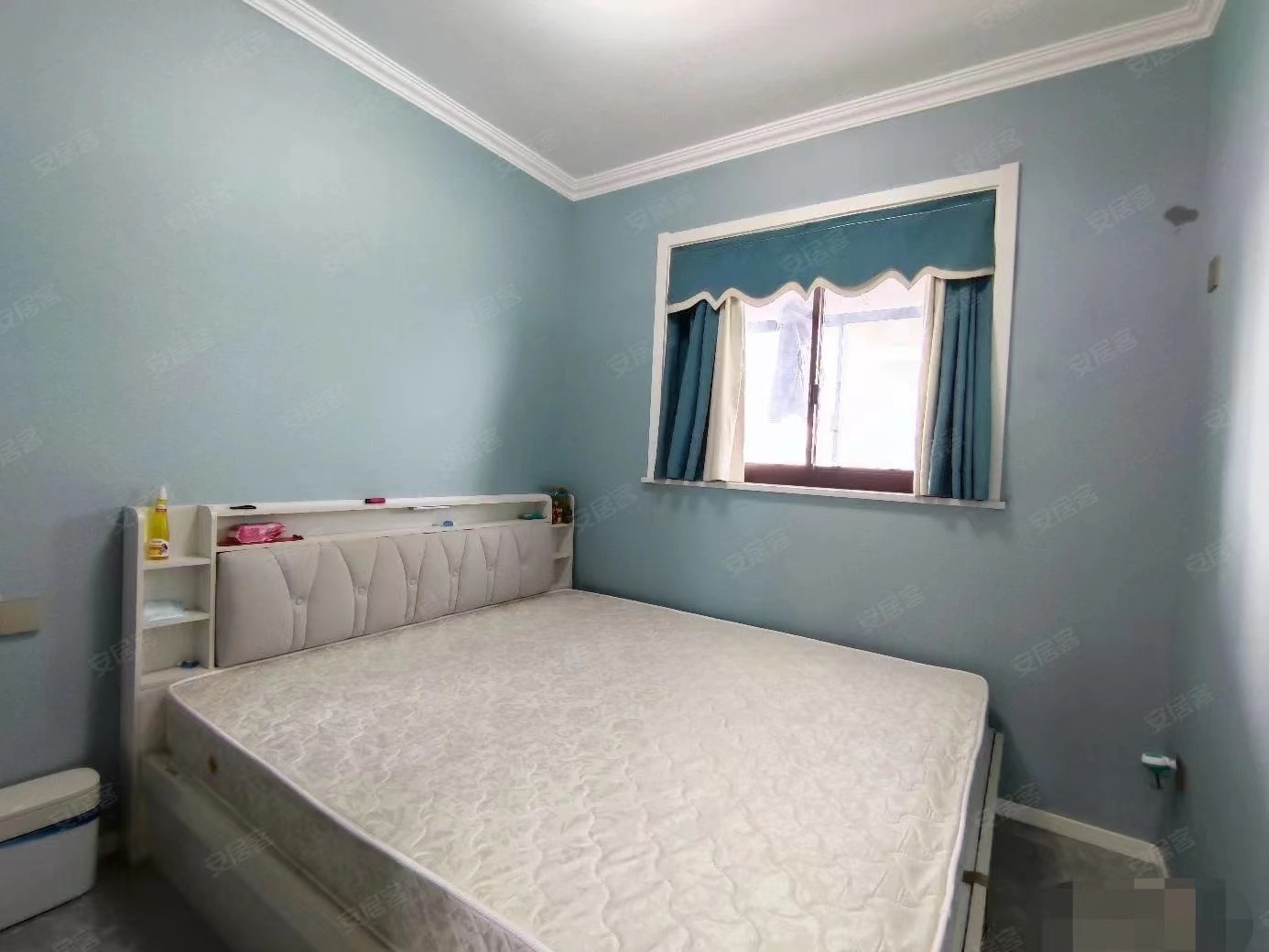 13，业主亏本急售，绿地香格里拉，中间楼层，基本未住，精装三房，证满二