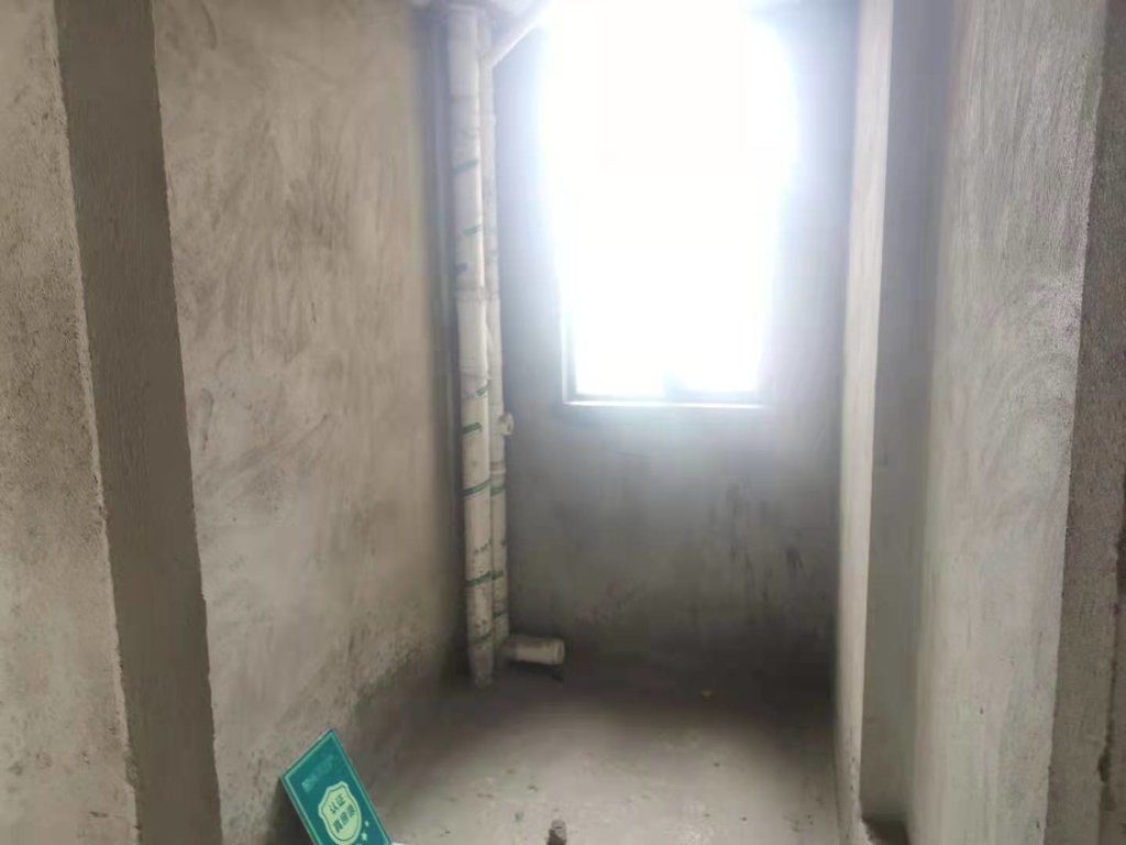 新城一号三期南北通透大三房无遮挡采光好房东诚意出售