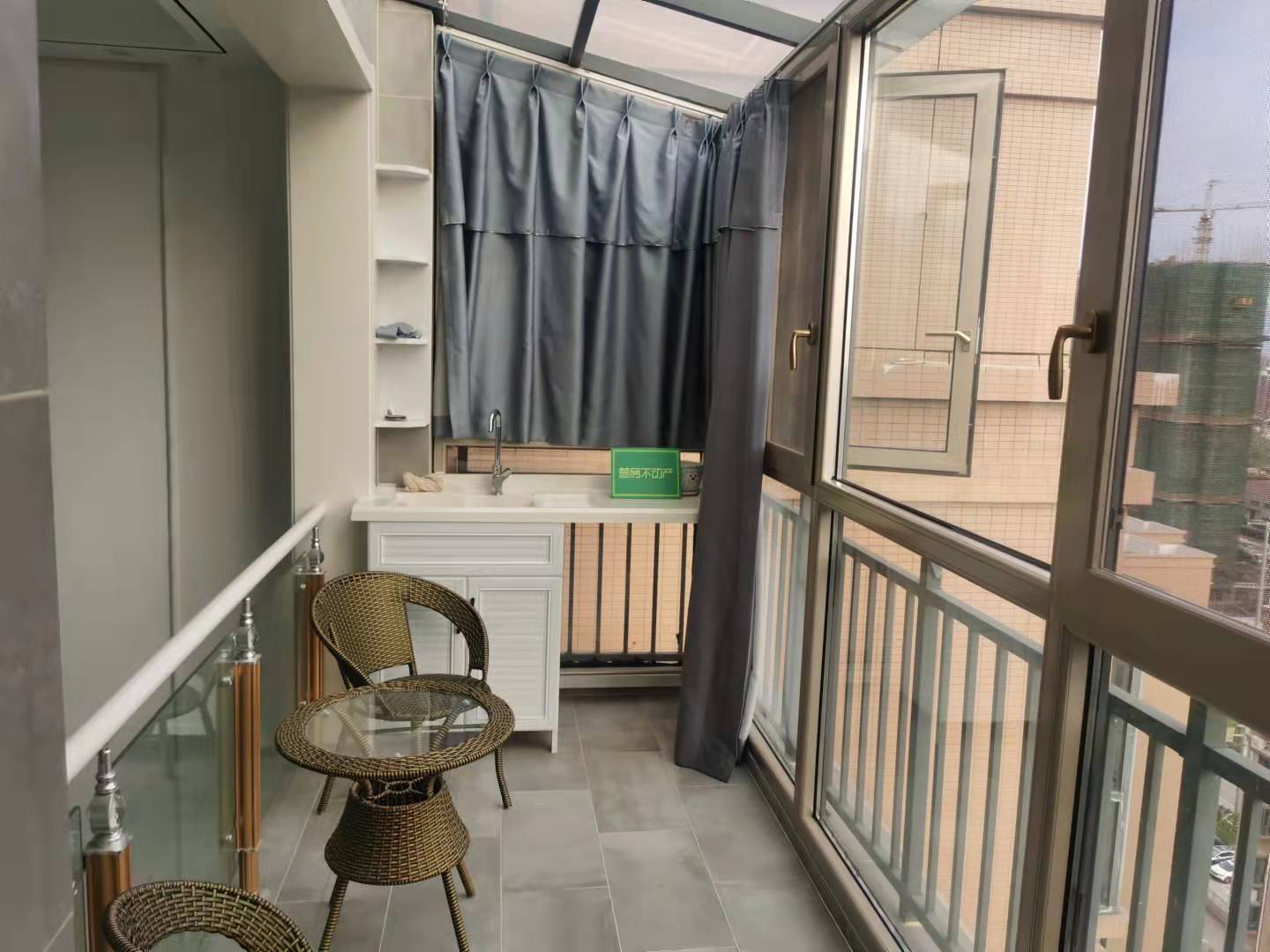 城西李小双运动城附近时代天骄精装复式满二业主诚意出售