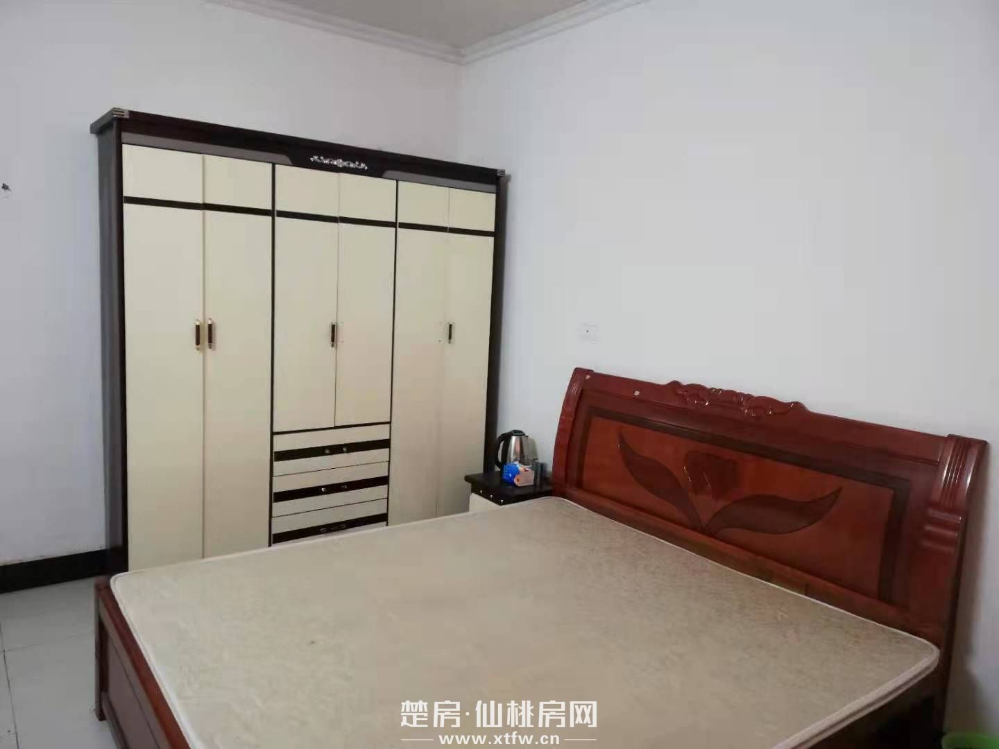 ~~（图）洗衣机、空调、热水器家具2室半1厅怡家国际酒店背后武商市政广场南100米