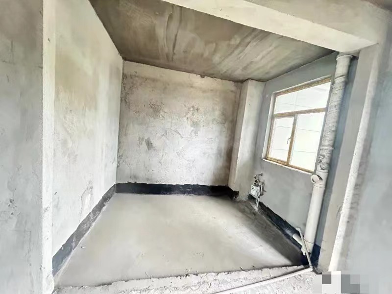 业主亏本急售，捡漏的房子，清华园，纯边户，小高层，一梯一户，